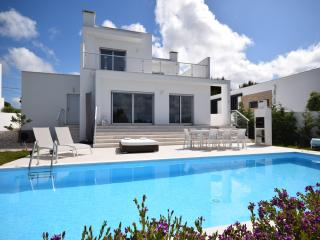 Villa in Foz do Arelho with Pool & Beach, cleaning included - Nadadouro - 5
