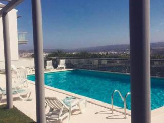 Apartment in Portugal near São Martinho Beach, cleaning included - Salir do Porto - 5