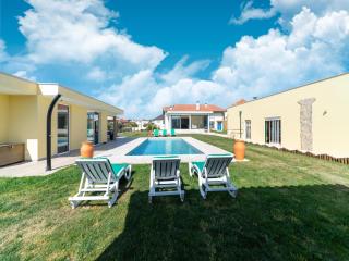 Holiday Home in Netos with Pool and Sauna, cleaning included - - 1