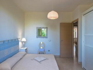 Apartment in Tavullia with Adriatic Views, cleaning included - Tavullia - 5