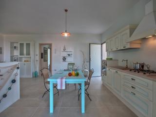 Apartment in Tavullia with Adriatic Views, cleaning included - Tavullia - 6