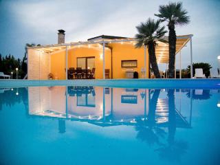 Villa in Melissano near Baia Verde Beach, cleaning included - Melissano - 1
