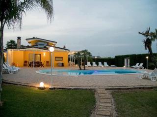 Villa in Melissano near Baia Verde Beach, cleaning included - Melissano - 2
