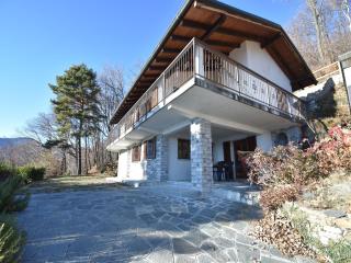 Chalet in Trarego with Lake Maggiore View, cleaning included - Trarego Viggiona - 4