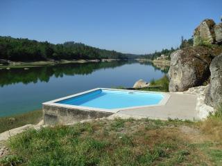 Mansion in Dão Valley by River Beach, cleaning included - Treixedo - 7
