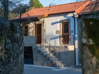 Holiday Home in Arcozelo near Sandy Beaches, cleaning included - Ponte de Lima - 3