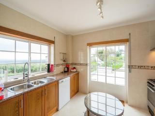 Villa in Foz do Arelho near Ocean Views, cleaning included - Caldas da Rainha - 7