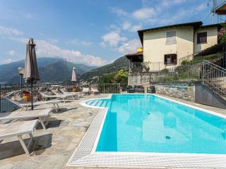 Apartment in Gravedona near Ski Resorts, cleaning included - Gravedona - 0