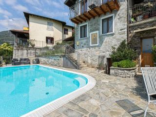Apartment in Gravedona near Ski Resorts, cleaning included - Gravedona - 1