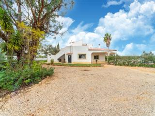 Serene Algarve Escape with Pool, cleaning included - 5