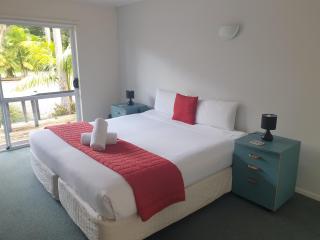 Woodlands Motel - 9
