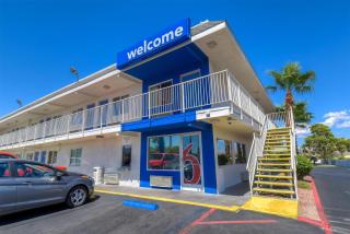 Las Vegas, NV - Boulder Highway - Las Vegas - 9