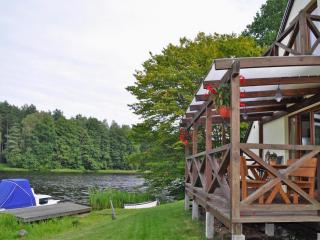 Holiday house by the lake with a fireplace, cleaning included - Rosnowo - 1