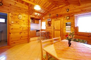 Holiday home close to the lake shore, Dabrowica, cleaning included - Dąbrowica - 8