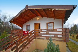 Holiday home close to the lake shore, Dabrowica, cleaning included - Dąbrowica - 0