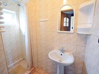 Cottage in a quiet area, near the lake, Rosnowo, cleaning included - Rosnowo - 3