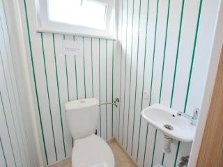 Cottage in a quiet area, near the lake, Rosnowo, cleaning included - Rosnowo - 2