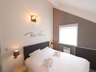 Restful Holiday Home in Grou with Terrace and Garden - Grou - 8