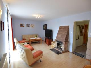 Holiday Home by Lake with Boat in Poland, cleaning included - Parchowo - 7
