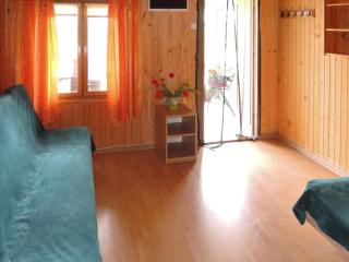 Bungalow in Wrzosowo near Baltic Sea Beach, cleaning included - 1