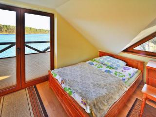Holiday home by the lake, private garden, Rosnowo, cleaning included - Rosnowo - 3