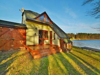 Holiday home by the lake, private garden, Rosnowo, cleaning included - Rosnowo - 9