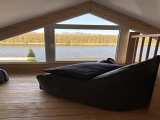 Scandinavian house overlooking the lake, cleaning included - Klepnica - 6