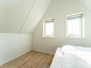 Beautiful holiday home in Scherpenisse with charming terrace - Scherpenisse - 6
