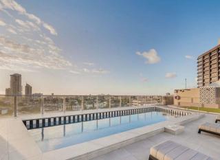 Elegant Hyde Park View Retreat With Gym & Rooftop Pool - Sydney - 2