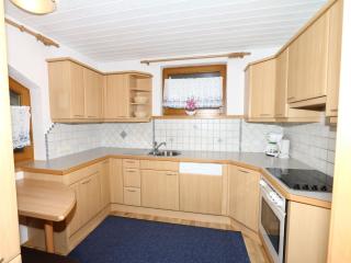 Chalet in Mayrhofen near Ski Slopes, cleaning included - Mayrhofen - 4