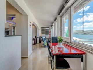Apartment in Trogir near the Beach, cleaning included - Trogir - 8