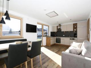 Holiday Home in Aschau by Zillertal Alps, cleaning included - Aschau - 6