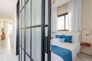 Housekeep, Breakfast & Beach Club at Cana Rock - Punta Cana - 4