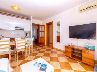 Apartment in Crikvenica near Sandy Beach, cleaning included - Crikvenica - 5