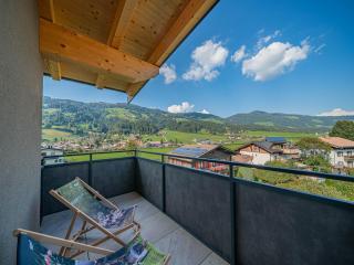 Penthouse with roof terrace and stunning view, cleaning included - Brixen im Thale - 5