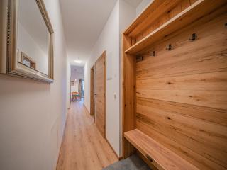 Penthouse with roof terrace and stunning view, cleaning included - Brixen im Thale - 4