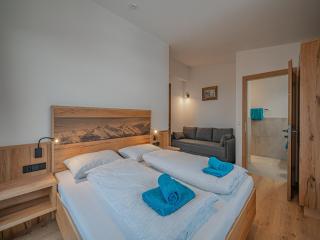 Penthouse with roof terrace and stunning view, cleaning included - Brixen im Thale - 2
