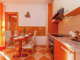 Romantic Forest Retreat, cleaning included - 1