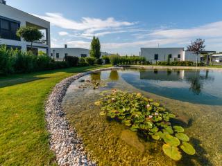 Apartment Near Golf Course, cleaning included - Zsira - 3