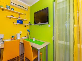 Apartment in Dramalj near Beach and Pool, cleaning included - Dramalj - 0