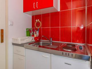 Apartment in Dramalj near Beach and Pool, cleaning included - Dramalj - 8