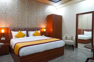 Relax Suites - Noida - 7