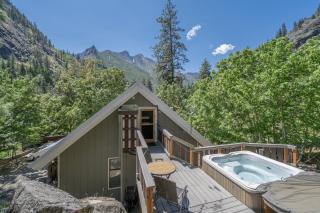 Icicle Chalet cabin - Leavenworth - 0