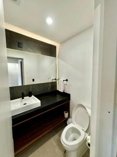 Modern 2 Bedroom Ground Floor Apartment! - Playa del Carmen - 4