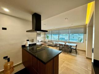Modern 2 Bedroom Ground Floor Apartment! - Playa del Carmen - 3