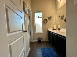 Green Meadow Homestay - San Antonio - 9