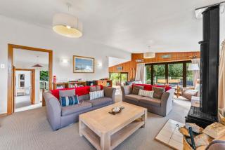 Pukawa Haven - Pukawa Bay Holiday Home - 5