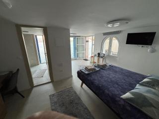 Olive Tree Apartment - Komarna - 2