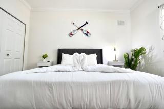 Luxury 2BD 2BTH Condo 5 - 2