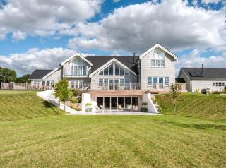 New England Mansion - Soberton - 0